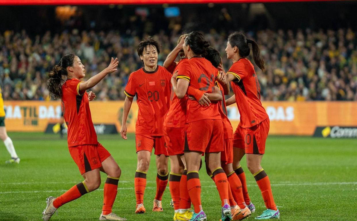 立志夺冠：女足国家队夺取国际比赛胜利的简单介绍
