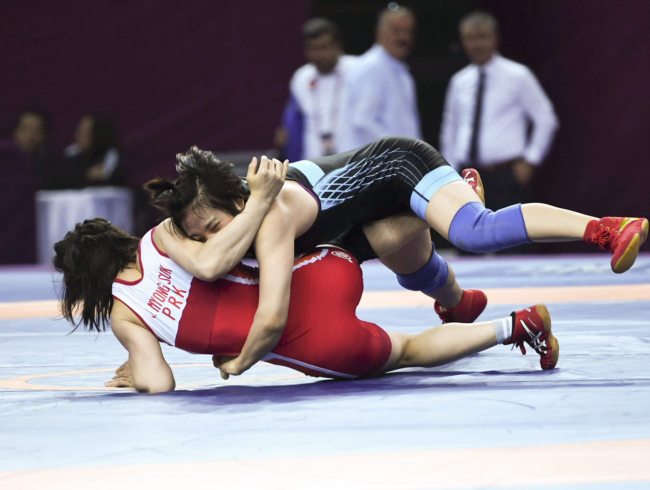 关于摔跤女子公斤级中国选手成功晋级的信息 关于摔跤女子公斤级中国选手成功晋级的信息