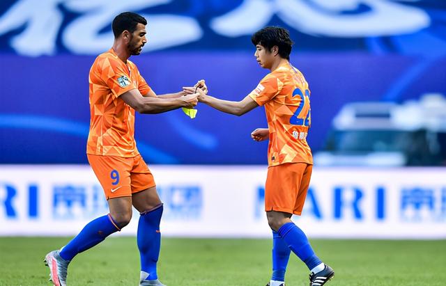 后防漏洞频现,球队需整顿后防线的简单介绍 后防漏洞频现,球队需整顿后防线的简单介绍