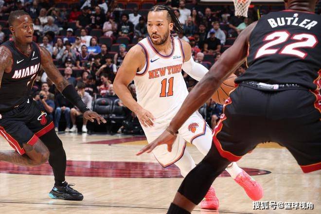 尼克斯逆转魔术,全队交好火力的简单介绍 尼克斯逆转魔术,全队交好火力的简单介绍