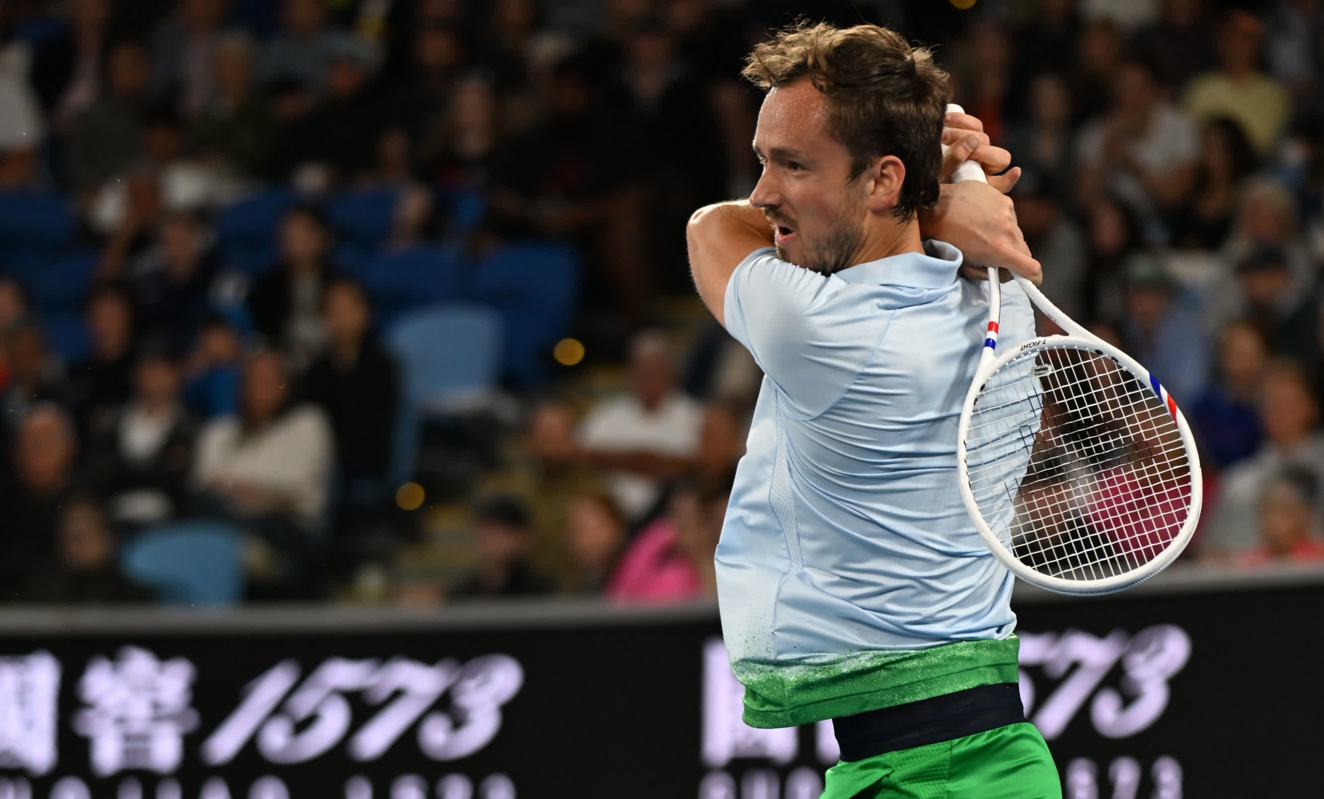 戴维斯杯鏖战法网，梅德韦杰夫扛起全队