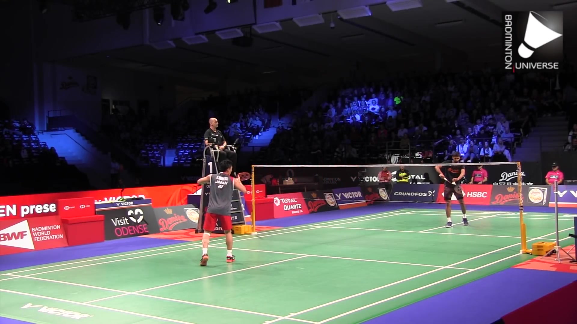 韩国队逆转丹麦队，桃田贤斗点燃赛场