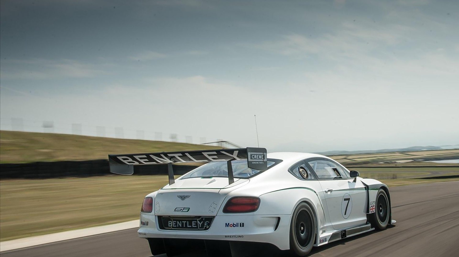 九游娱乐网页-当绿巨人的铁蹄碾过金州，阴影中的文班亚马已悄然亮剑