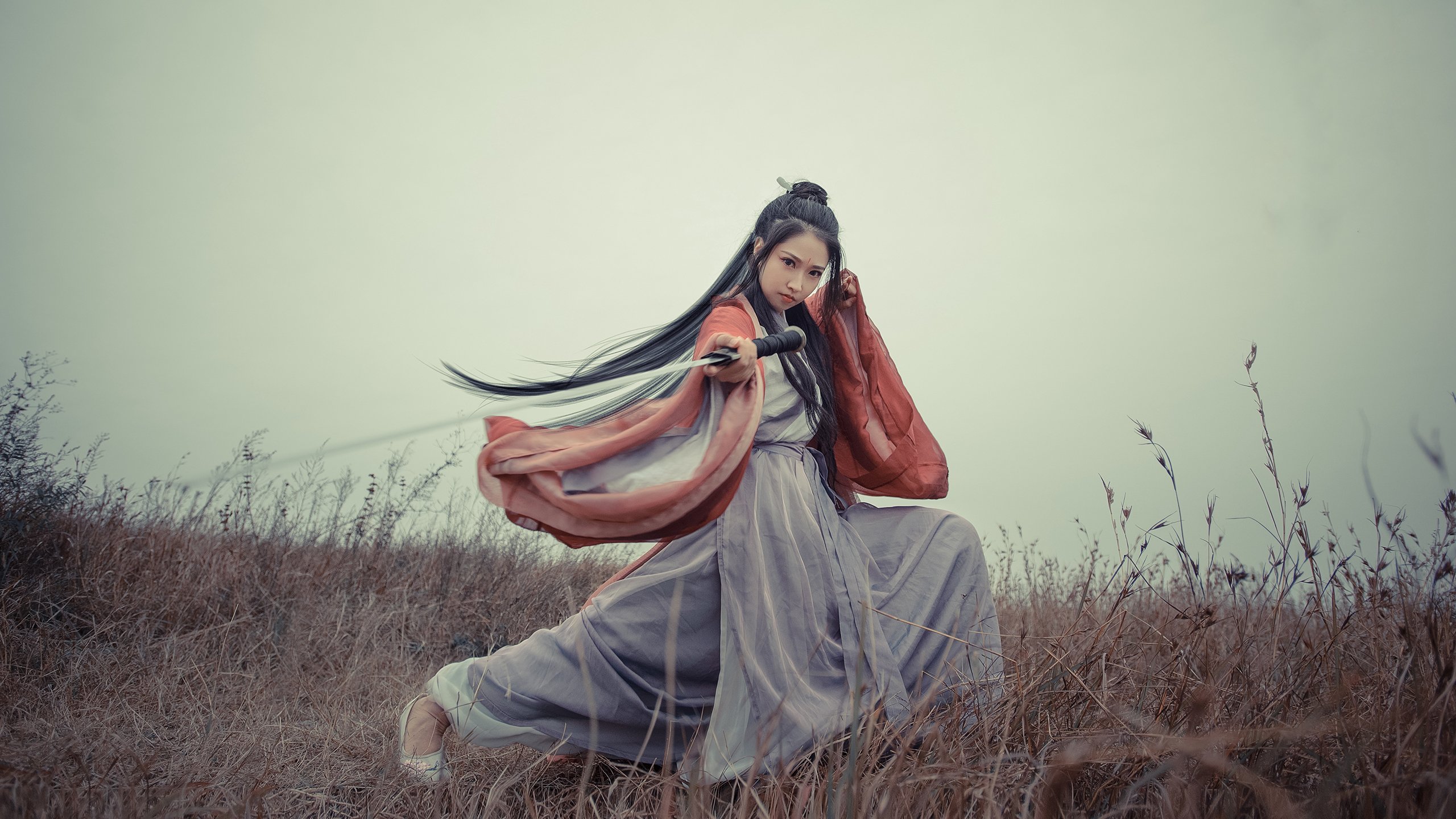 猛龙速胜尼克斯,杜兰特在西甲国家德比接管比赛,篮球世界的跨洋交响曲